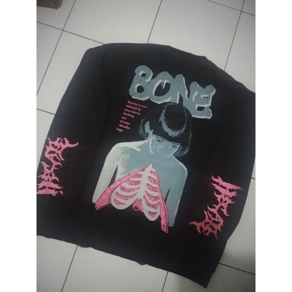 HECATES CREWNECK BONES