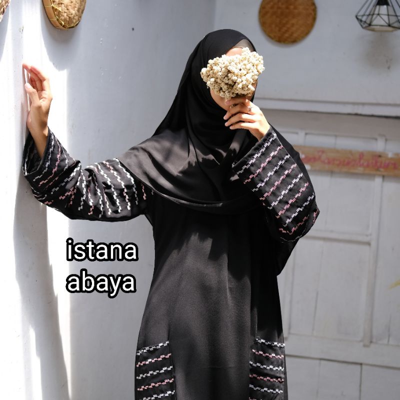 abaya saku Turki Full bordir tangan di padu kain hitam Jet black ditambah dobel kantong depan cantik