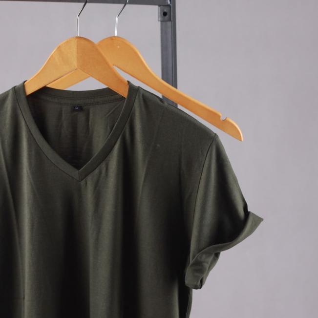 Kaos Polos Katun Bambu V Neck XXL (Cotton Bamboo Tshirt) - Hitam