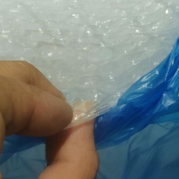 

bubble wrap roll 125cm x 50m - Putih