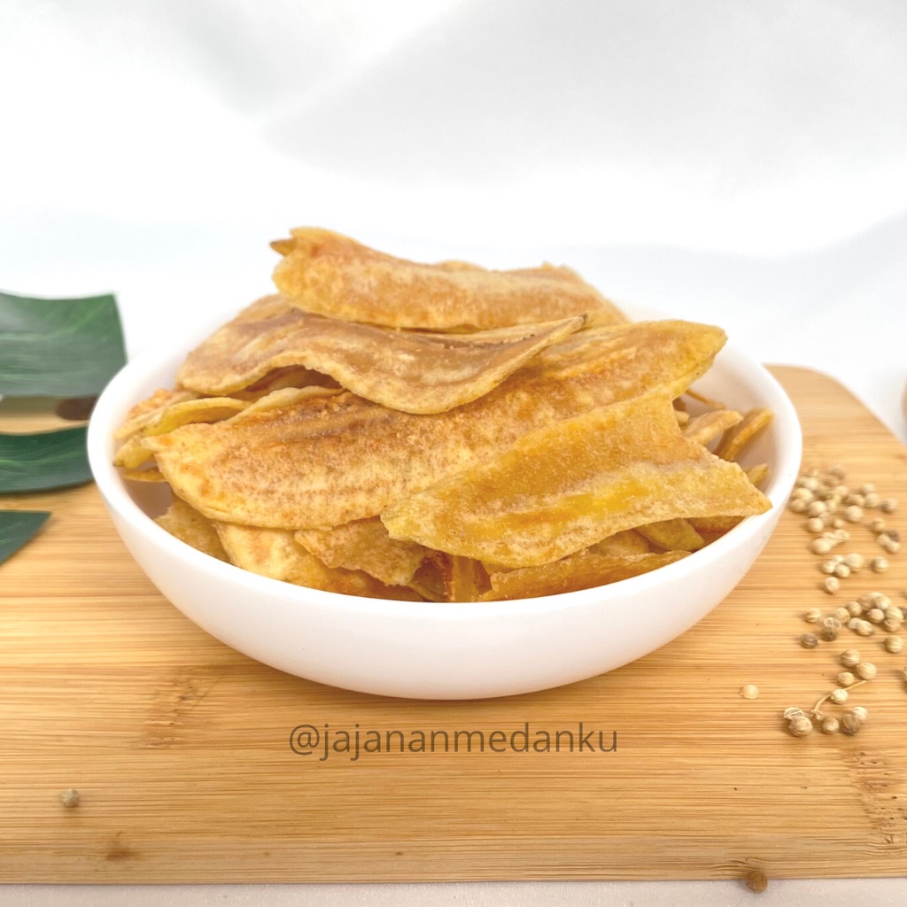 

Cemilan Keripik Pisang Crispy Original 500 gr Snack Jajanan Medanku