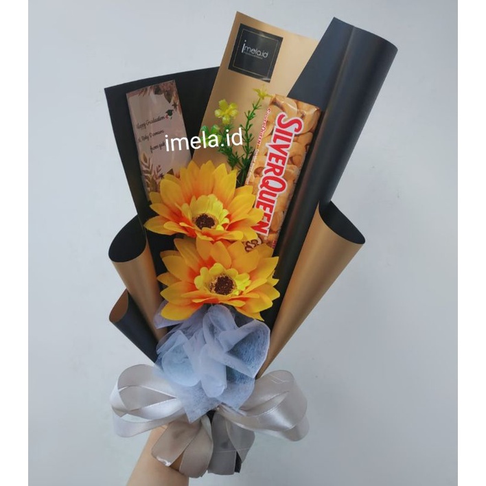 

Buket snack / Buket coklat / Buket wisudah / hadiah wisudah / hadiah anniversary / hadiah ulta