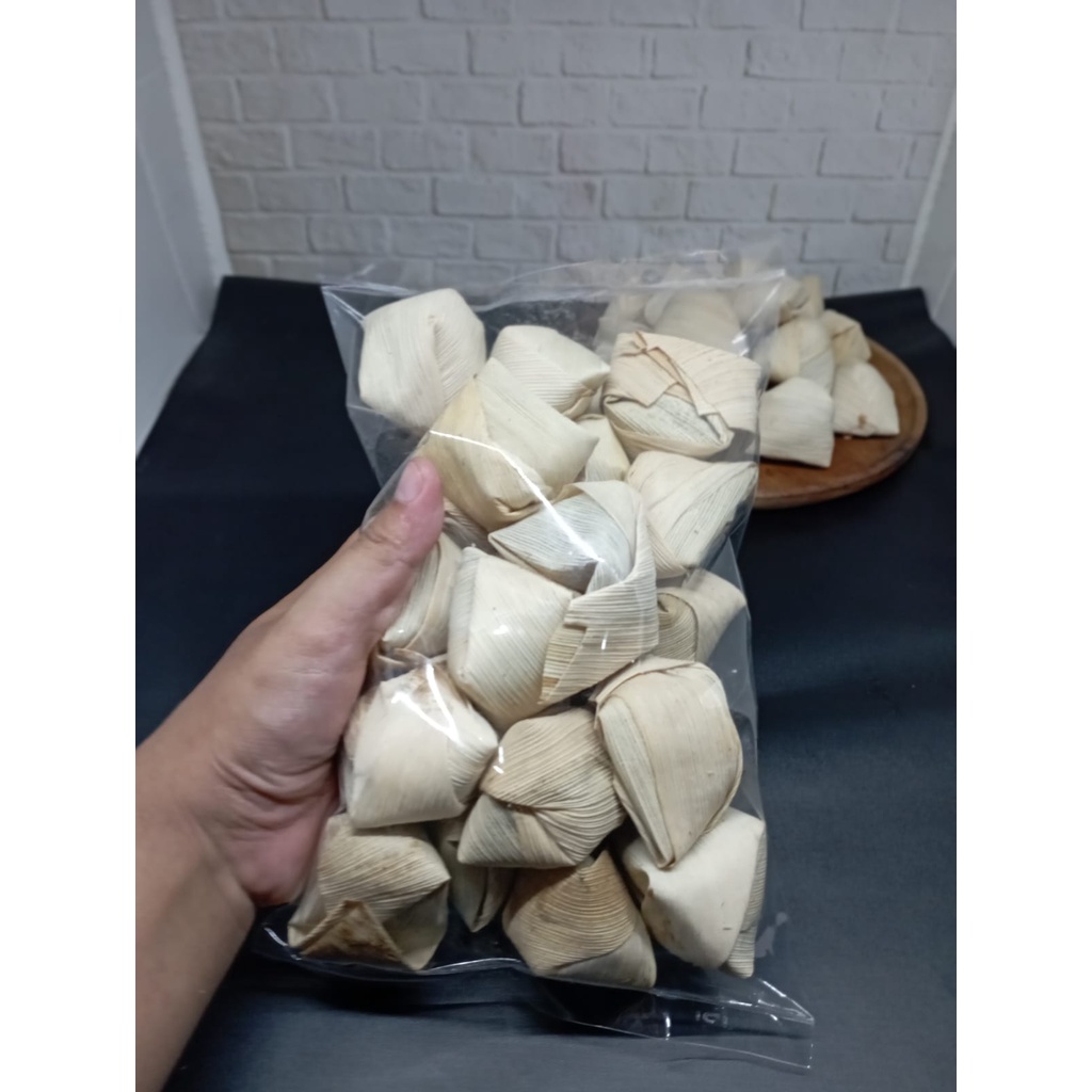 

Wajit ketan wajit cililin wajik oleh oleh bandung 500 - 1000 gr