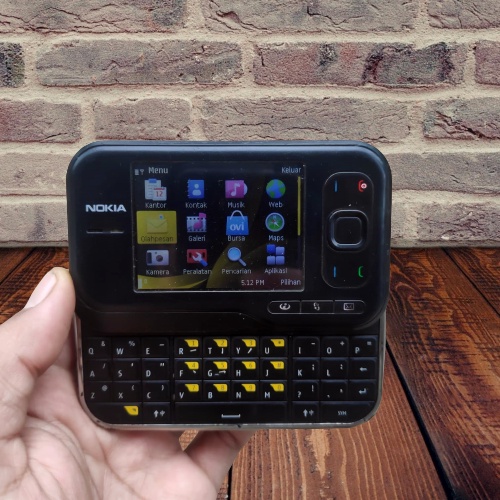 Hp Jadul Nokia 6760 Slide / Nokia 6760s / 6760s