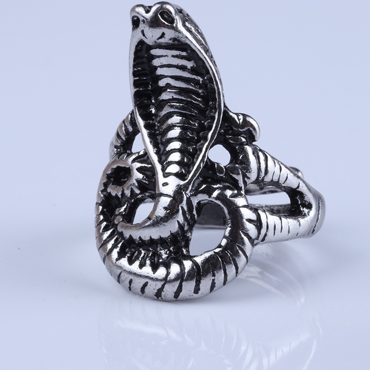 Cincin Bentuk Hewan cobra Gaya Retro punk Eropa Dan Amerika Untuk Wanita