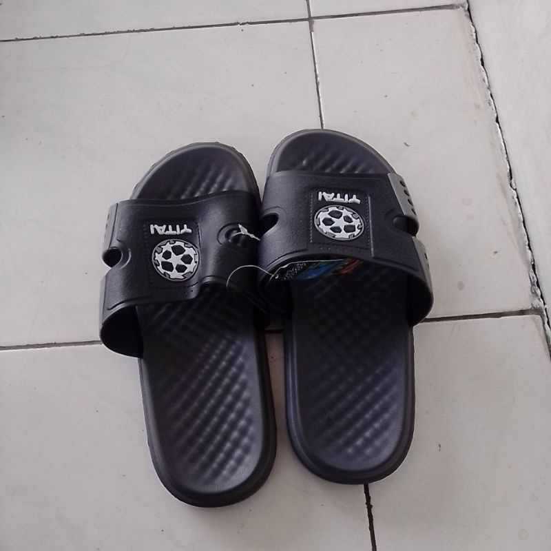 sandal pria EUR 42yitai