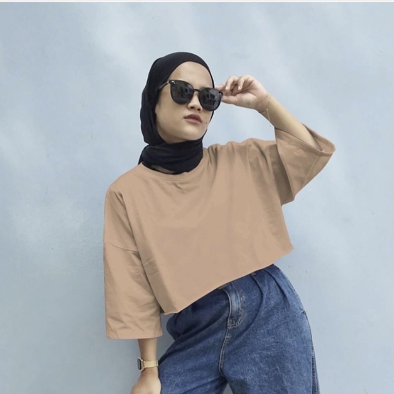 Crop Top Wanita/ Crop Top Trend/ Crop Top airflow/ Pakaiaan Wanita Crop Top/ Crop Top Oversize