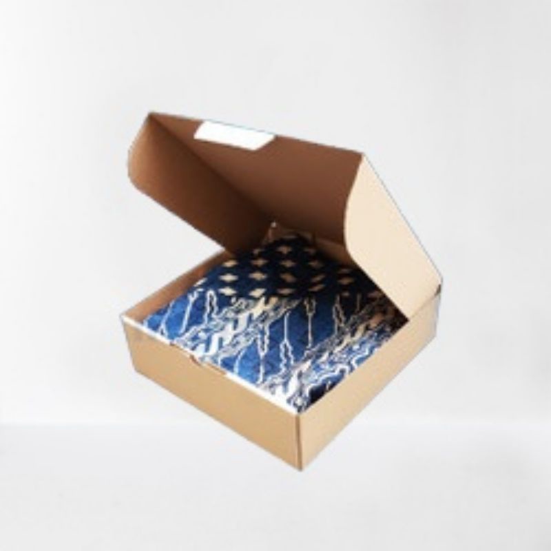 

naurababyshop hampers kado box packing