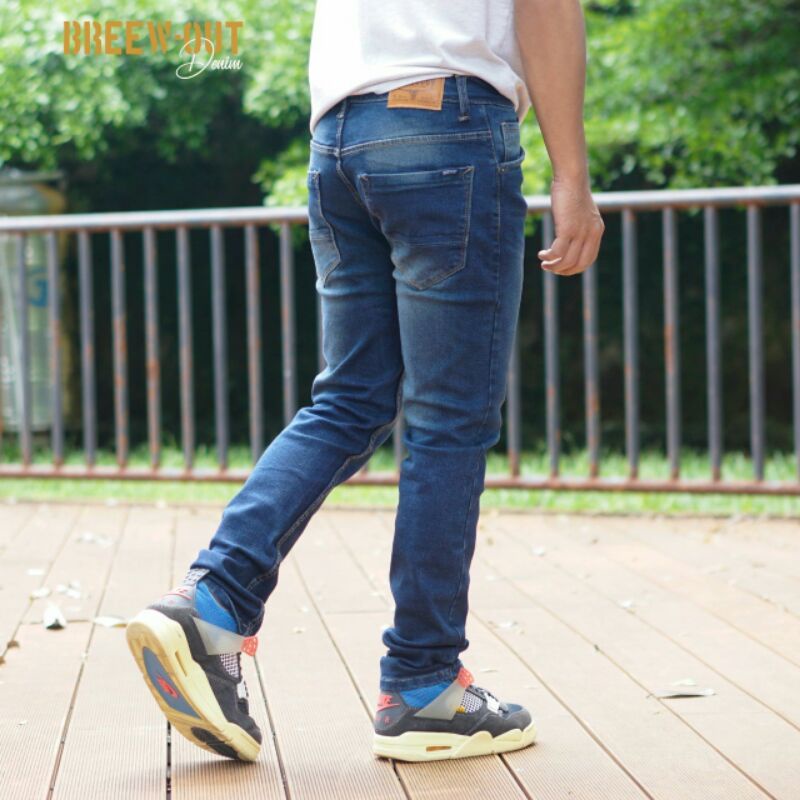 BREEWOUT Celana panjang premium Celana pria Celana jeans