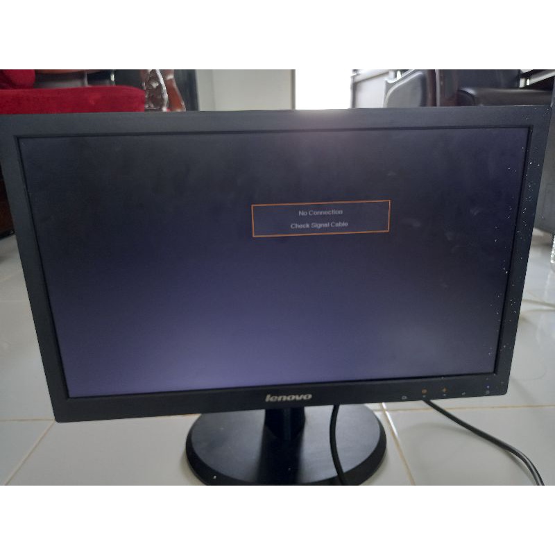 Monitor 19 inch Lenovo bekas