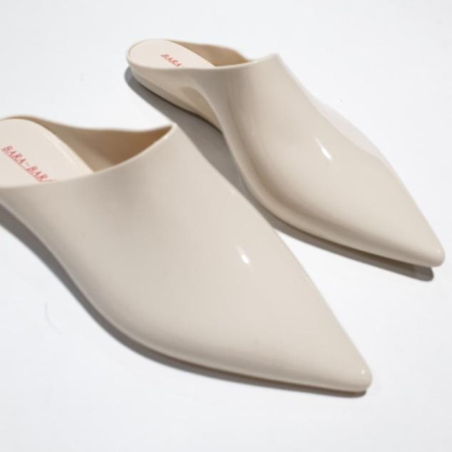 jelly sandal slop barabara sendal lancip karet import BBJD938BPLC