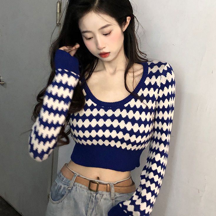 Red Musim Gugur Gadis Panas Fashion Pusar Pendek Lengan Panjang Rajutan Sweater Wanita Slim Slim Leher Bulat Bottoming Top 2022 Baru