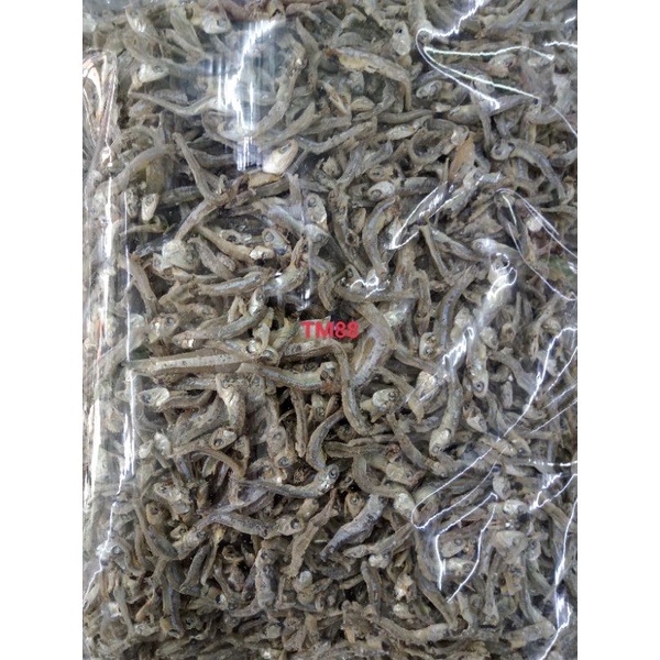 

IKAN TERI NON KUPAS KHAS KALIMANTAN 500 gram