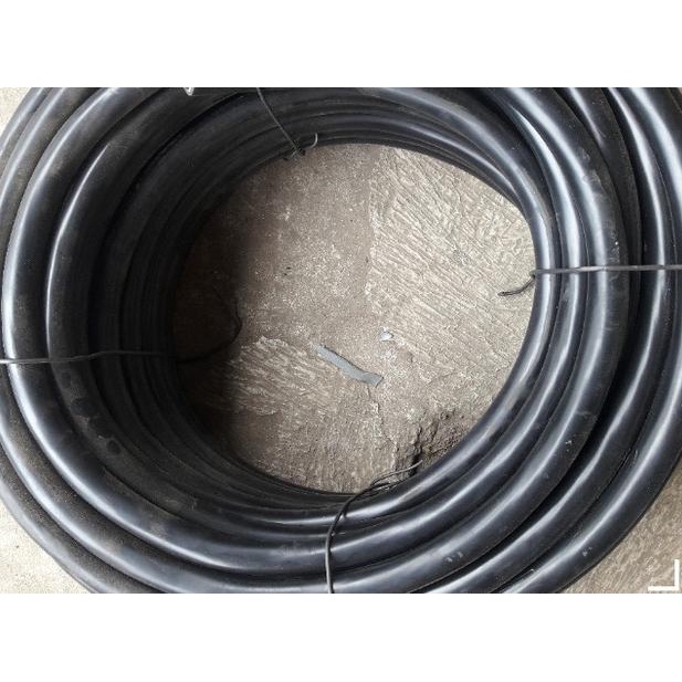 Kabel eterna 4X16 NYY - Hitam