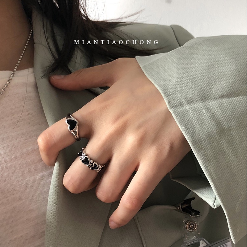 2pcs / Set Cincin Silver Desain Hati Hitam Untuk Wanita