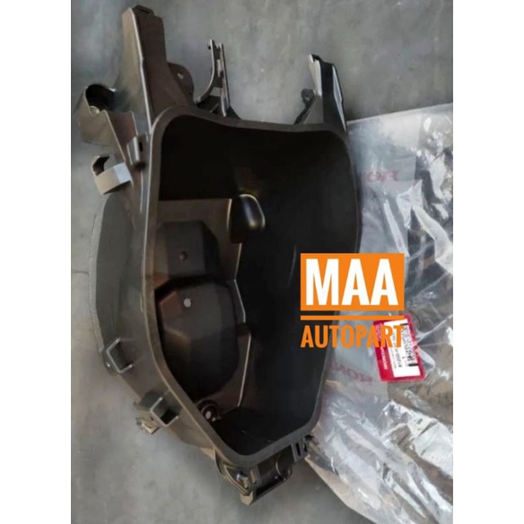Box Luggage Bagasi Bok Helm Cover Bawah Jok Scoopy K2F 2021 81250K2FN00 Asli