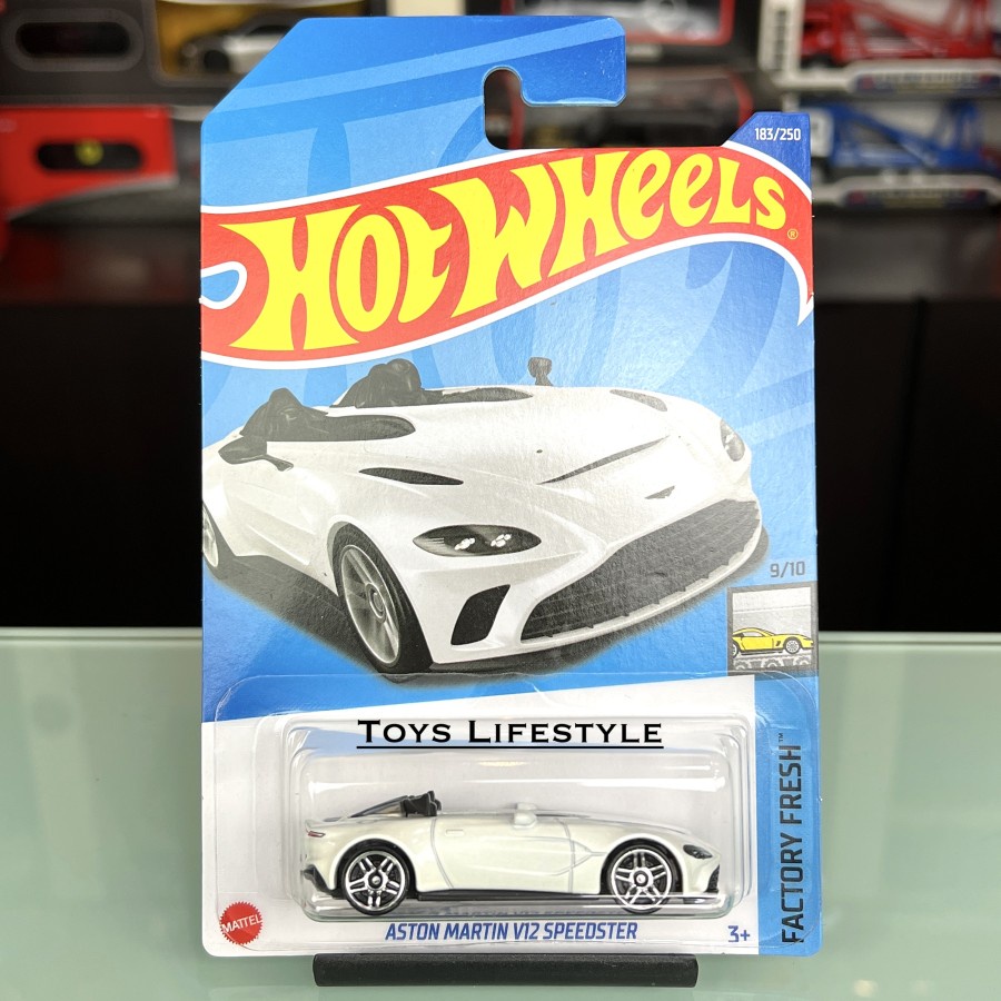 Mobil Hotwheels Hot Wheels Diecast - Aston Martin V12 Speedster