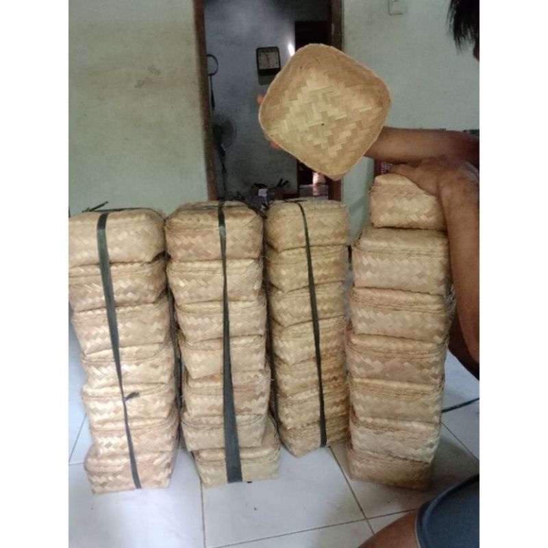 Anyaman besek bambu ukuran 15x15 tinggi 7 cm murah per pcs warna natural untuk box nasi catering Sna