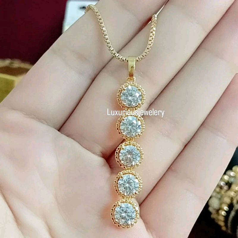 Kalung Rhodium mewah cutting Eropa