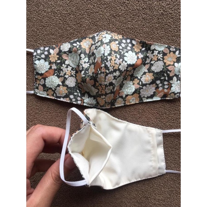 MASKER KAIN EARLOOP KATUN JEPANG 3 LAPIS MOTIF BUNGA HIJAU t-agternal Segera Dapatkan