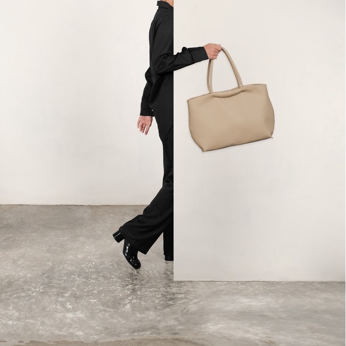 Tinyblack - FLO Totebag