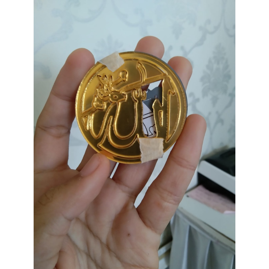 cutting Allah Muhammad akrilik gold