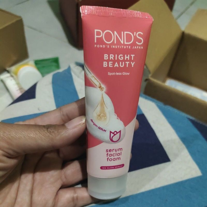 Jual Ponds Bright Beauty Serum Facial Foam | Shopee Indonesia