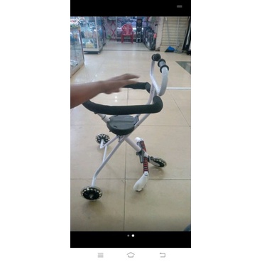 Trike Stroller   bayi 5  roda lampu LED[KARGO dan OJOL]