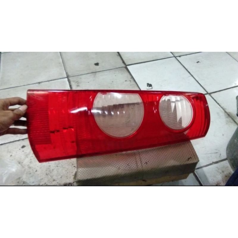 Mika lampu belakang avanza / xenia  2007 2008 2009 2010 2011 stoplamp