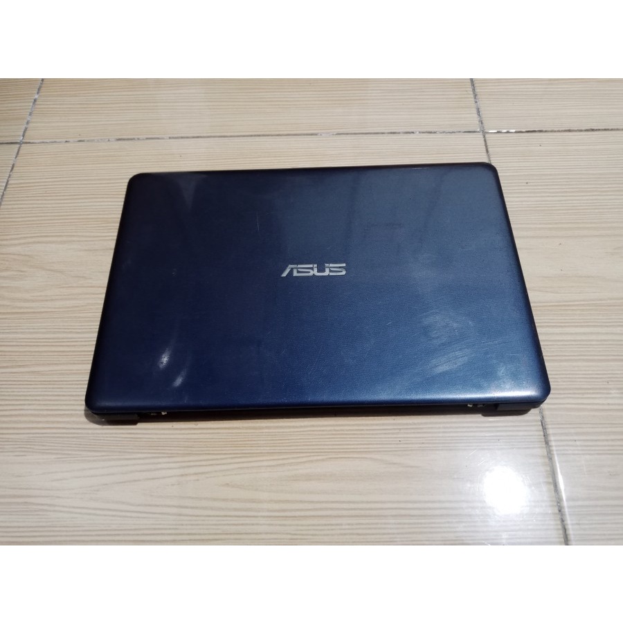 Kasing Casing Case Notebook Asus E203 E203M E203Ma E203Mah