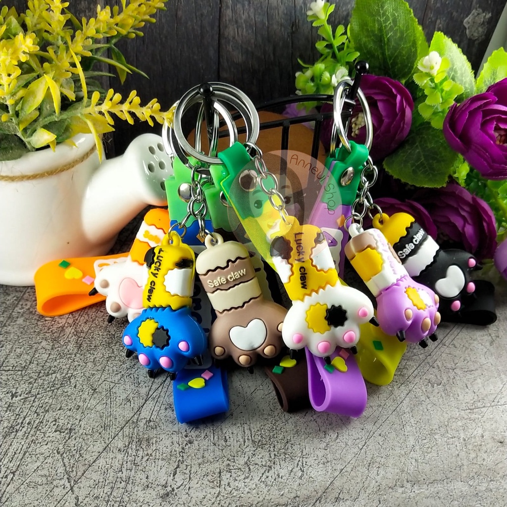 BKK0018 - Gantungan Kunci Cakar Kucing Cute Cat Claw Kitty Character Keychain Key Chain Gantungan Tas Kotak Pensil Charm Stationery Kpop Korea