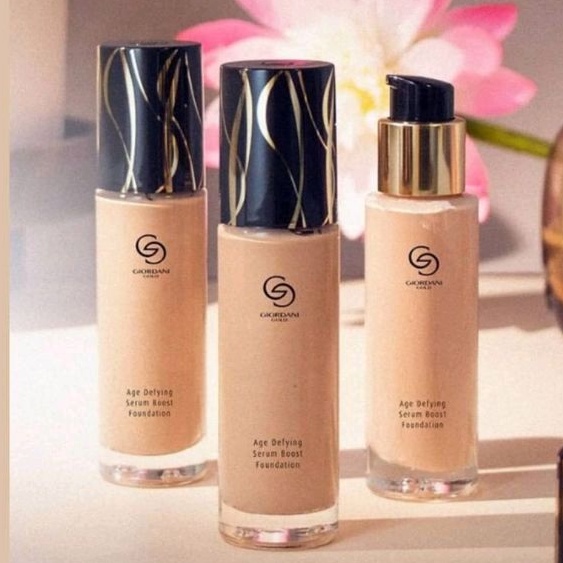 Giordani Gold Age Defying Serum Boost Foundation