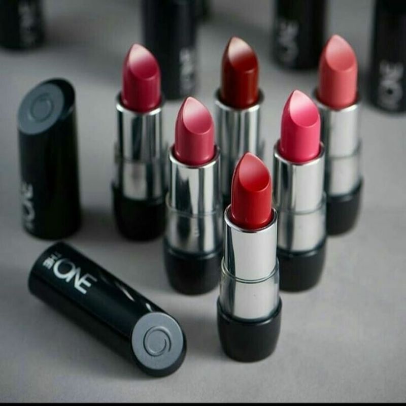 The One Colour Stylist Ultimate Lipstick