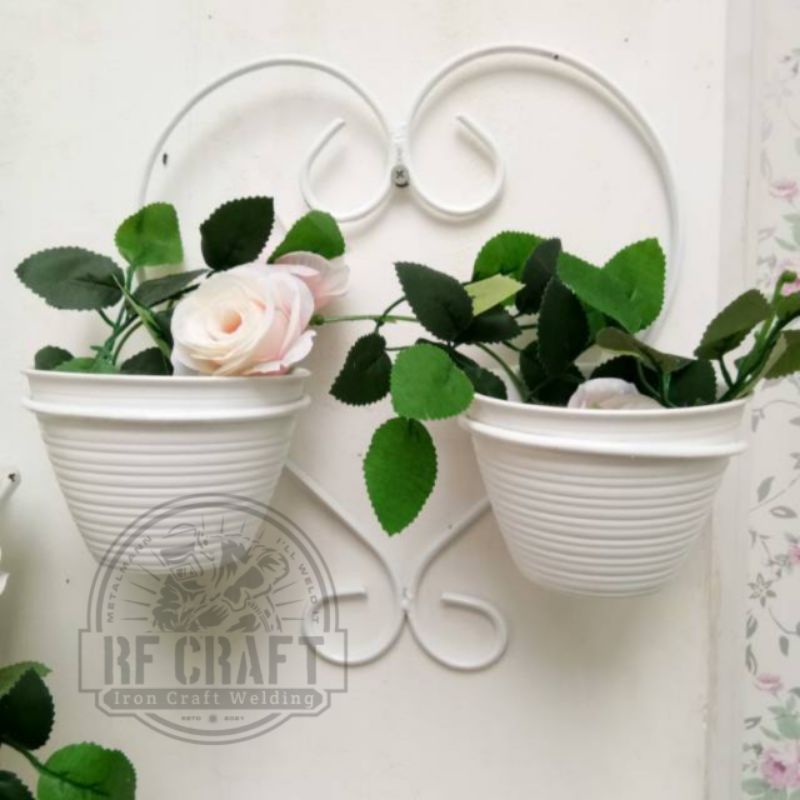 Rak bunga besi love Rak pot bunga dinding minimalis dekorasi dinding