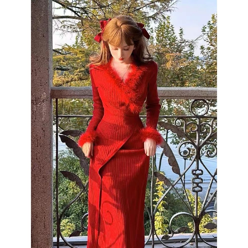 Gaun fashion merah Natal musim gugur dan musim dingin wanita high-end chic temperamen dewi penggemar V-neck rok panjang ramping