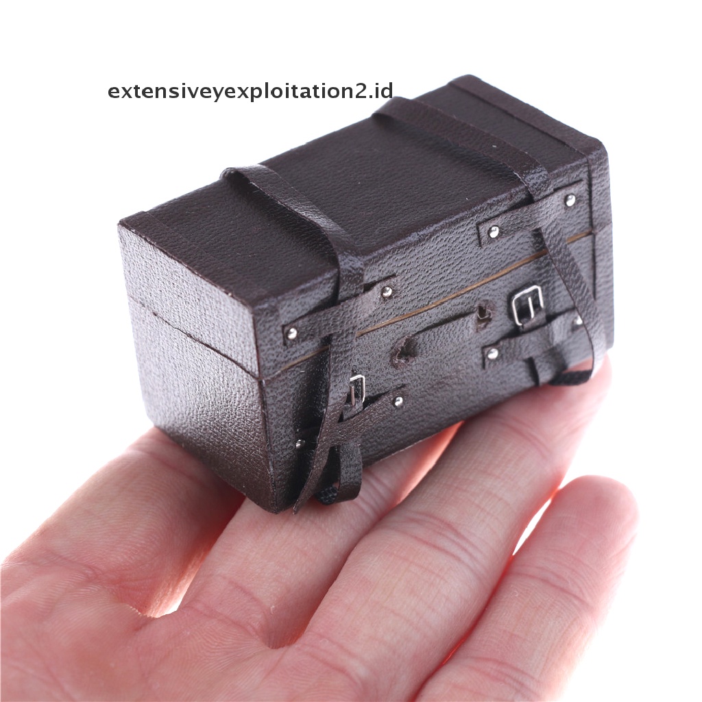 Mainan Kotak Koper Skala 1: 10 Untuk Dekorasi RC Rock Crawler Axial SCX10