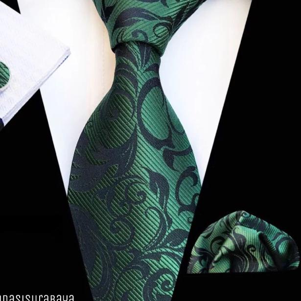 Set batik hijau botol isi dasi panjang longtie, pocket square cufflink