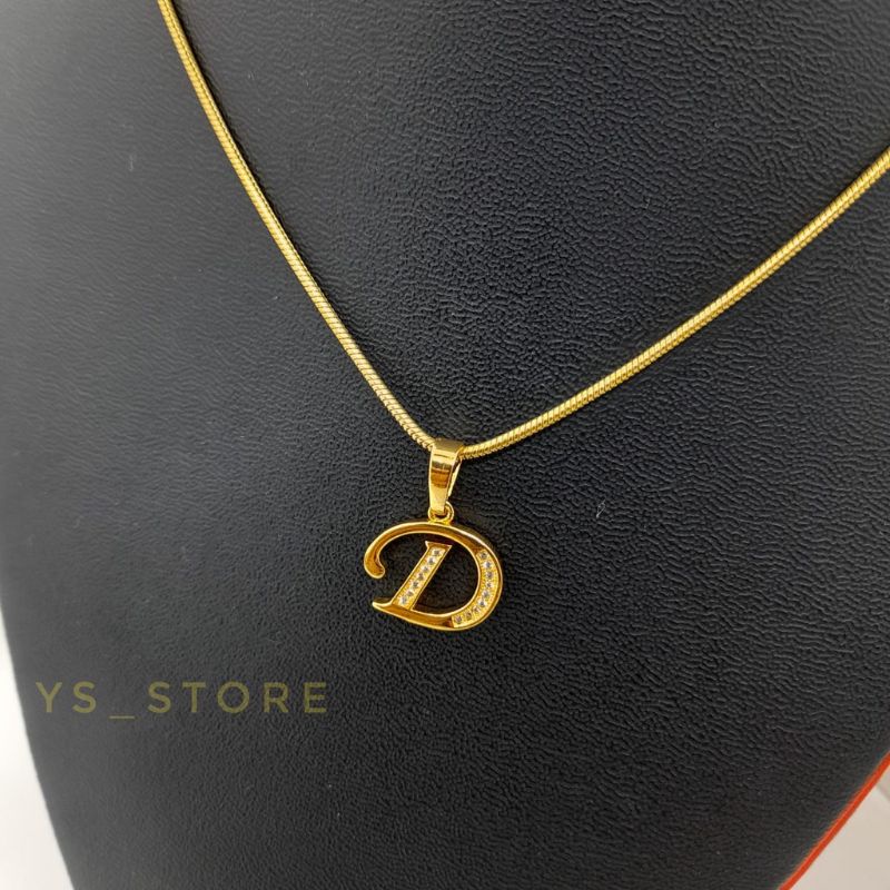 Kalung Titanium Inisial Huruf D Emas / Anti Karat