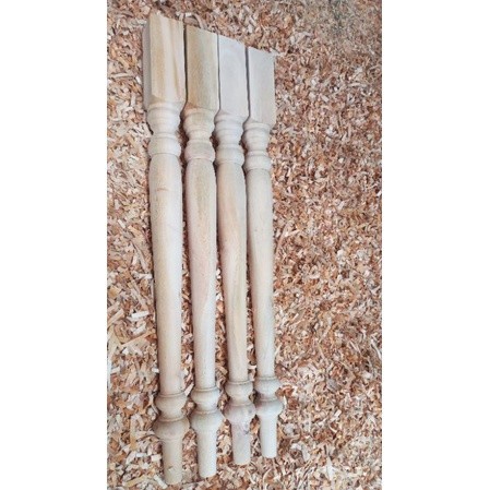 Meja Kayu Bubut Mahoni Kaki
