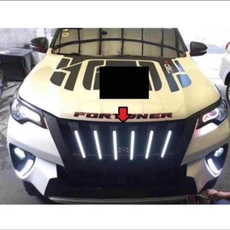 Grill  fortuner vrz 2016-2017-2018-2019 LED