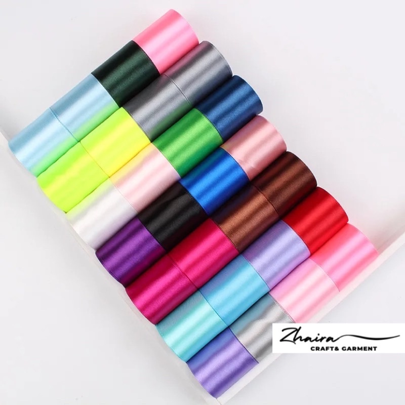 

Pita Satin 2 INCH / 5 CM per Roll