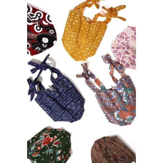 Manikan Batik Bustier Top