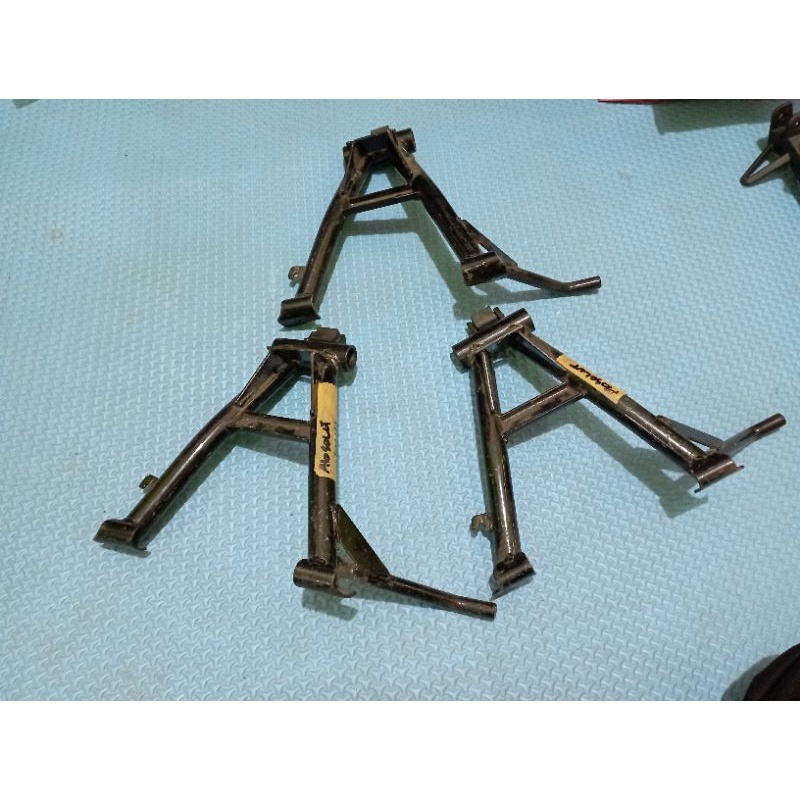 STANDAR TENGAH STANDAR DUA REVO ABSOLUTE REVO VIT F1 SUPRA X125 F1 INJEKSI X125 HELM IN PLUS KARET