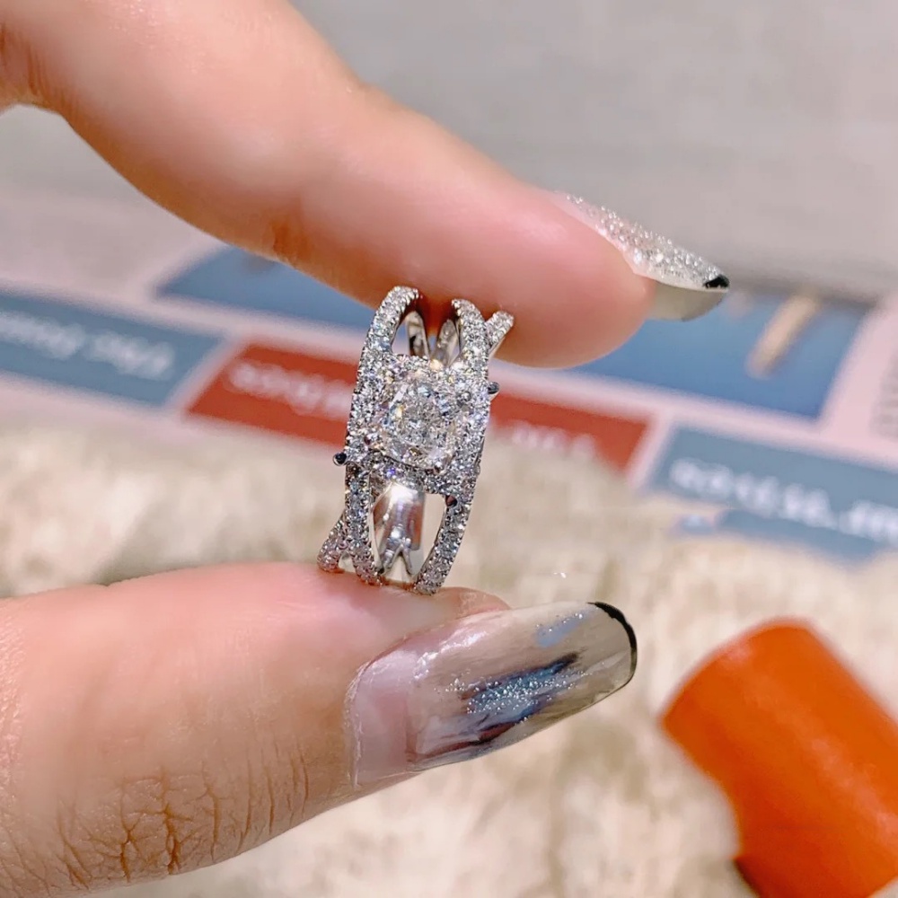 Cincin Berlian Desain Simpul Gaya Korea Untuk Wanita