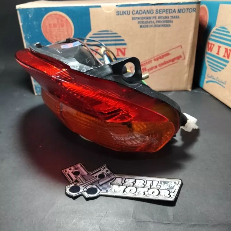 LAMPU STOP STOP ASSY LAMPU BELAKANG SET FORCE-1/VEGA LAMA MERK WIN