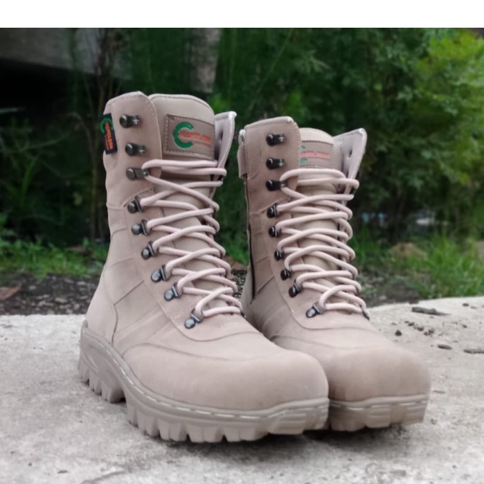 SEPATU PRIA SAFETY BOOTS GUNUNG HIKING ADVENTURE UJUNG BESI TACTICAL TOORING