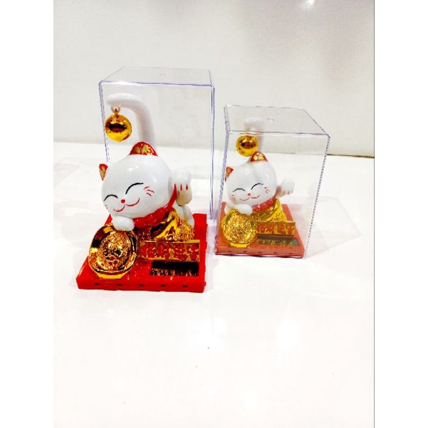 Manekineko Mini Putih / Kucing Hoki Solar Mini / Lucky Cat Jepang