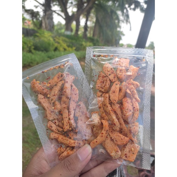 

basreng extra pedas daun jeruk. bisa juga untuk grosir 20 pcs