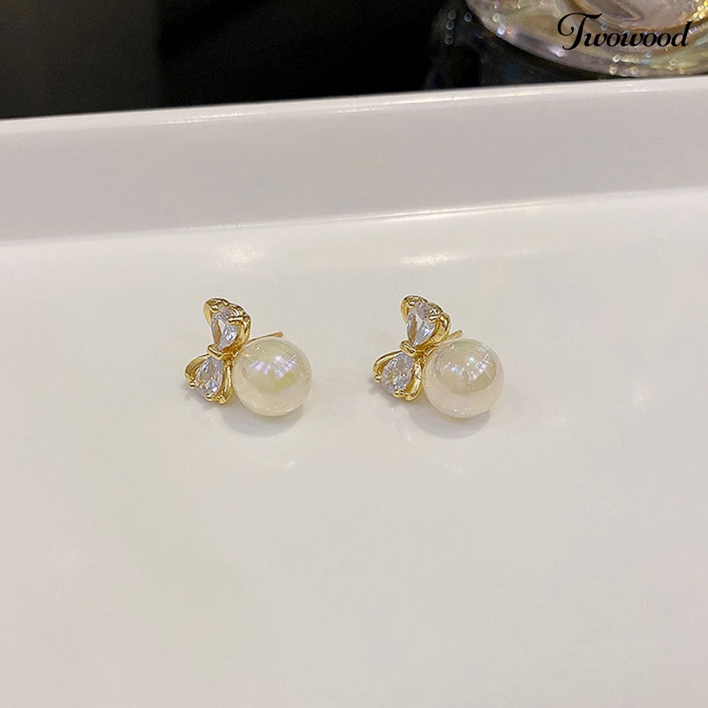 1 Pasang Anting Bentuk Dasi Kupu-Kupu Bahan Alloy Untuk Hadiah