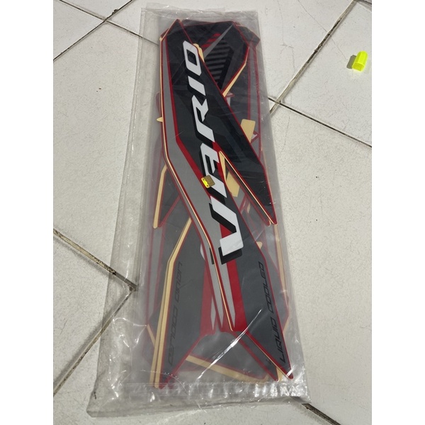 STIKER STRIPING MOTOR VARIO 125 TAHUN 2023 MERAH